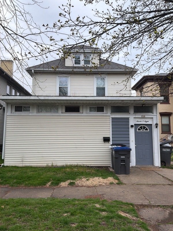 708 Saint Clair Avenue property image