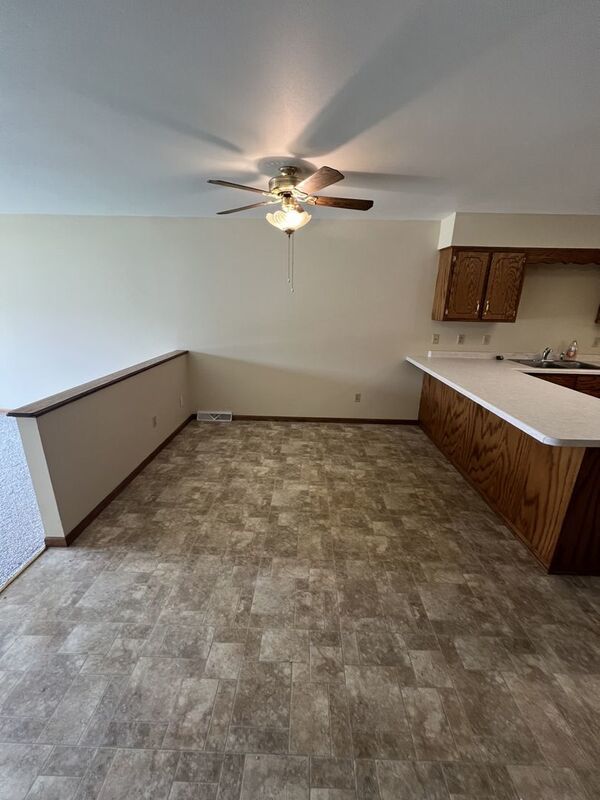 2 Bedroom / 1 Bath Unit property image