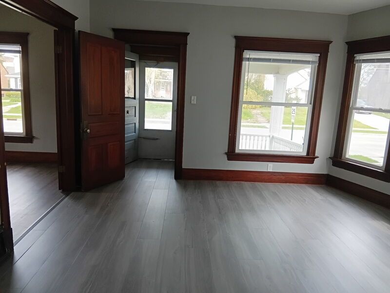 1702 South 10th Street - Lower property image