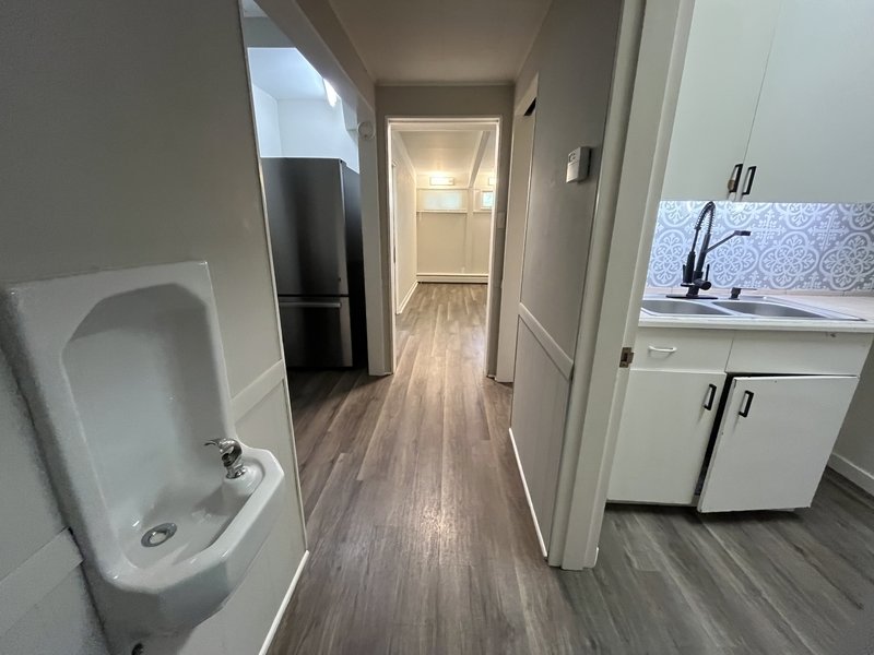 708 Saint Clair Avenue property image