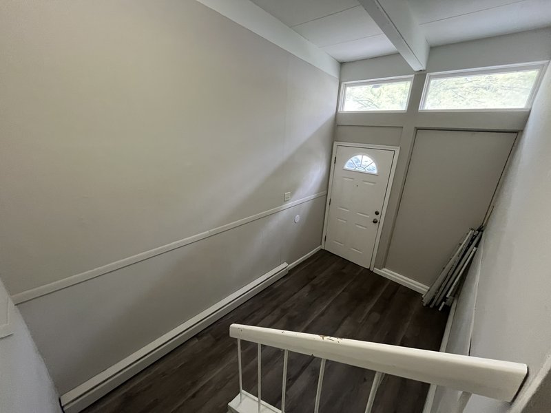 708 Saint Clair Avenue property image