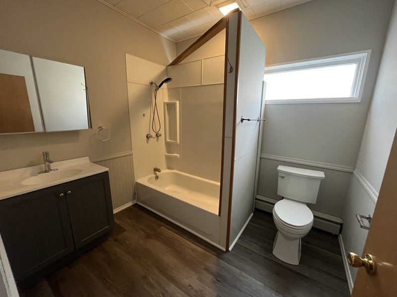 708 Saint Clair Avenue property image