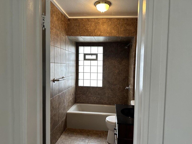 1401 South 10th Street - Upper property image