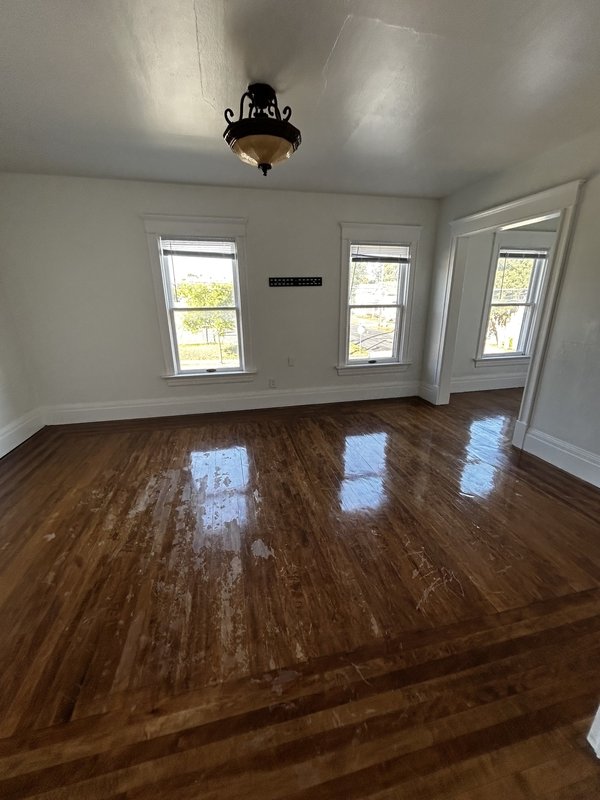 1401 South 10th Street - Upper property image