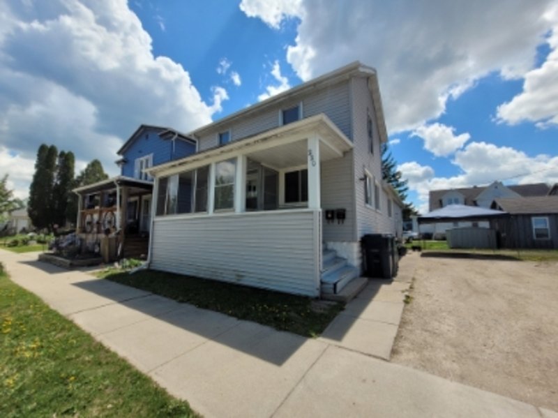220 6th Street - Back property image