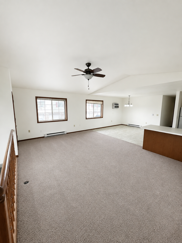2 Bedroom / 2 Bath Upper Unit with Attached Garage property image
