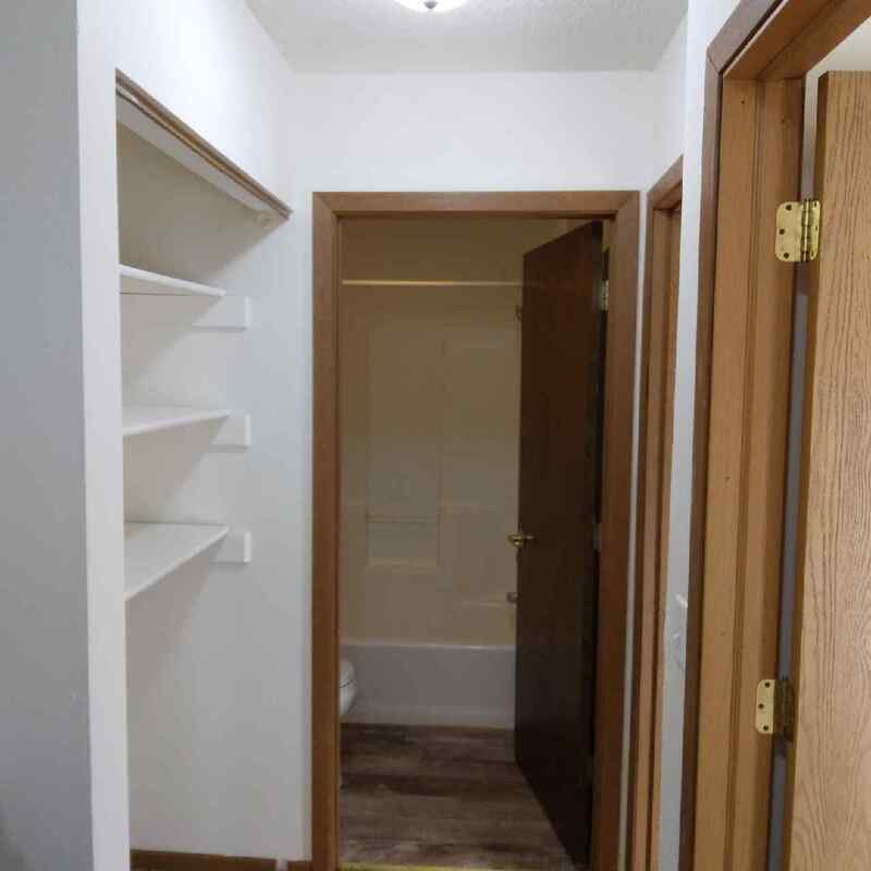 406 North Barkman Street - 2 property image