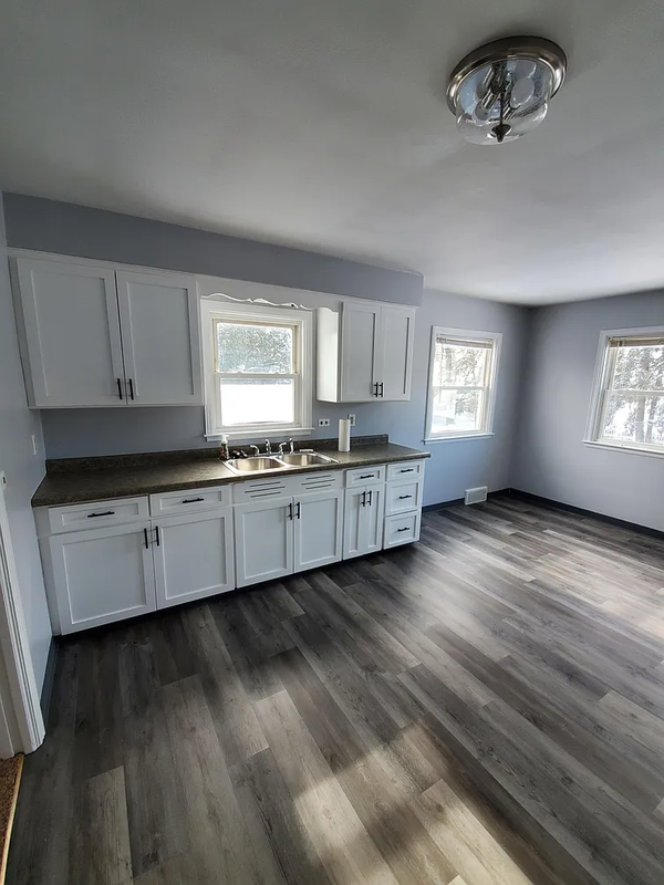 1103 - 1105 5th Avenue - 1105 Upper property image