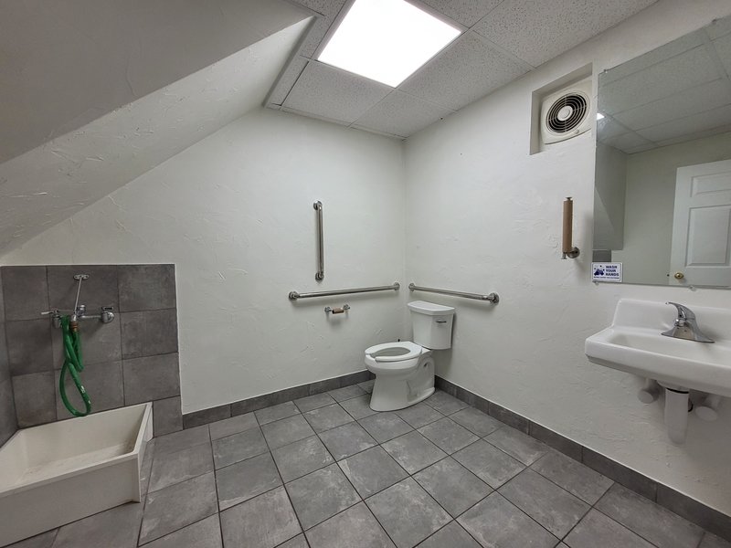 445 Broad Street - Commercial property image