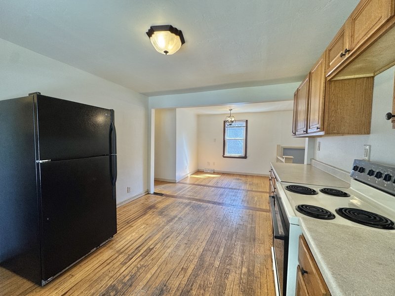300 South Maple Avenue - 302 property image