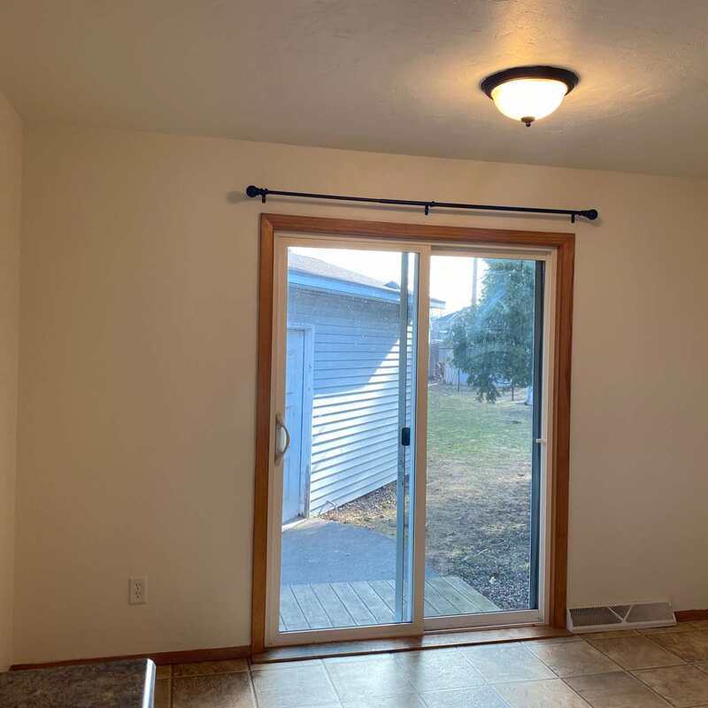917-919 Meadowview Drive - 919 property image