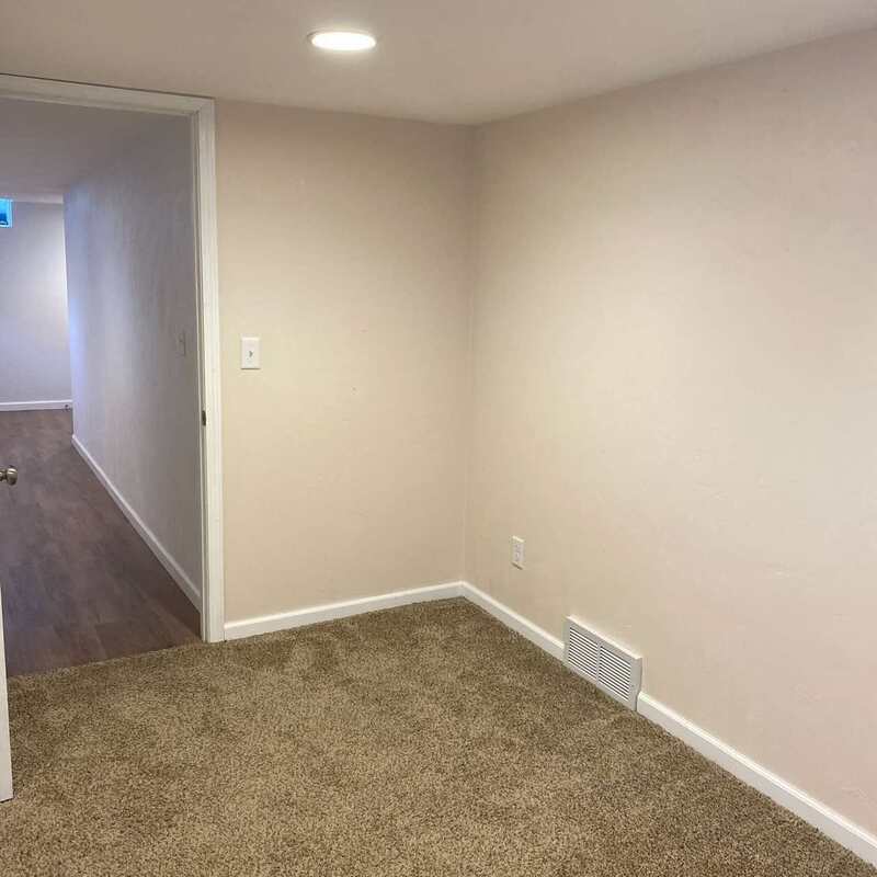 917-919 Meadowview Drive - 919 property image