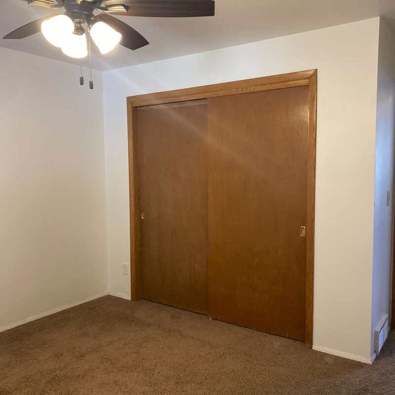 917-919 Meadowview Drive - 919 property image