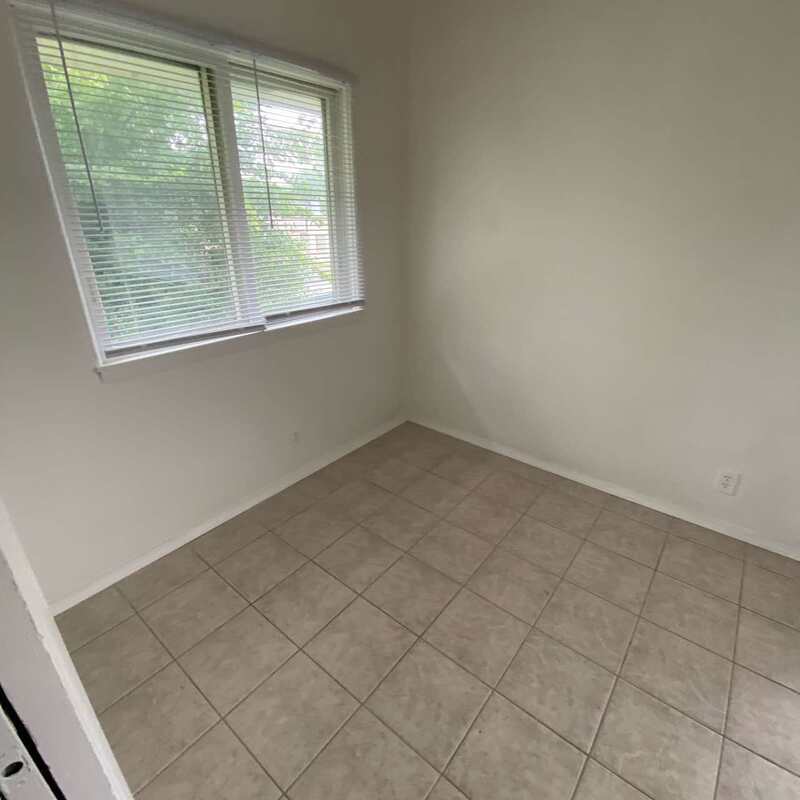 111 Andrew Avenue - 4 property image