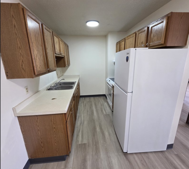 187 S National Ave. 15 English Meadows Apts property image