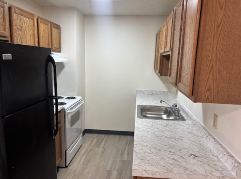 187 S National Ave. 15 English Meadows Apts property image