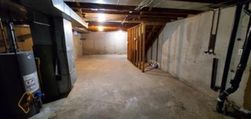 983 7th Street - D property image