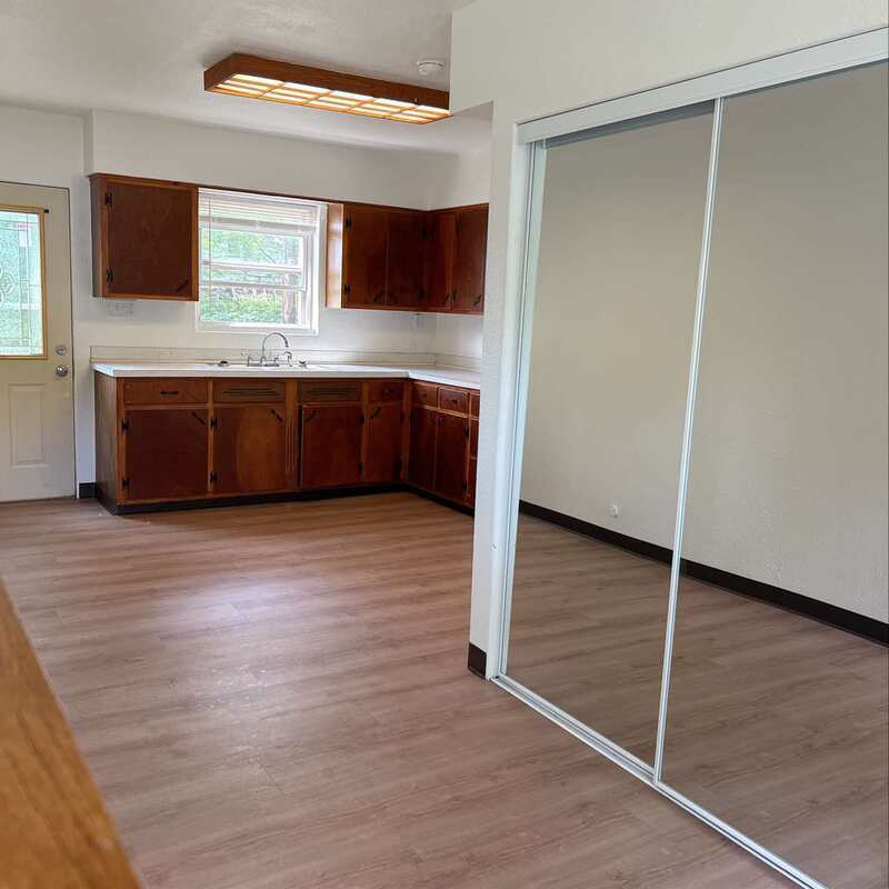117 East Union Street - 1 property image