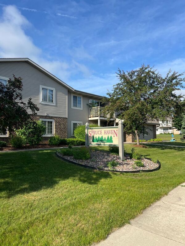 2 Bedroom / 1.5 Bath Upper Unit For Rent property image