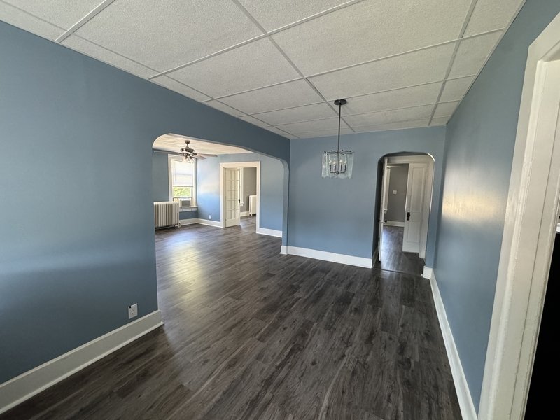 362-364 West Scott Street - 362 - Upper property image