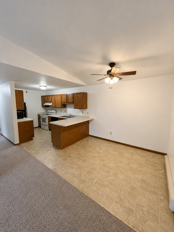 2 Bedroom / 1.5 Bath Upper Unit For Rent property image
