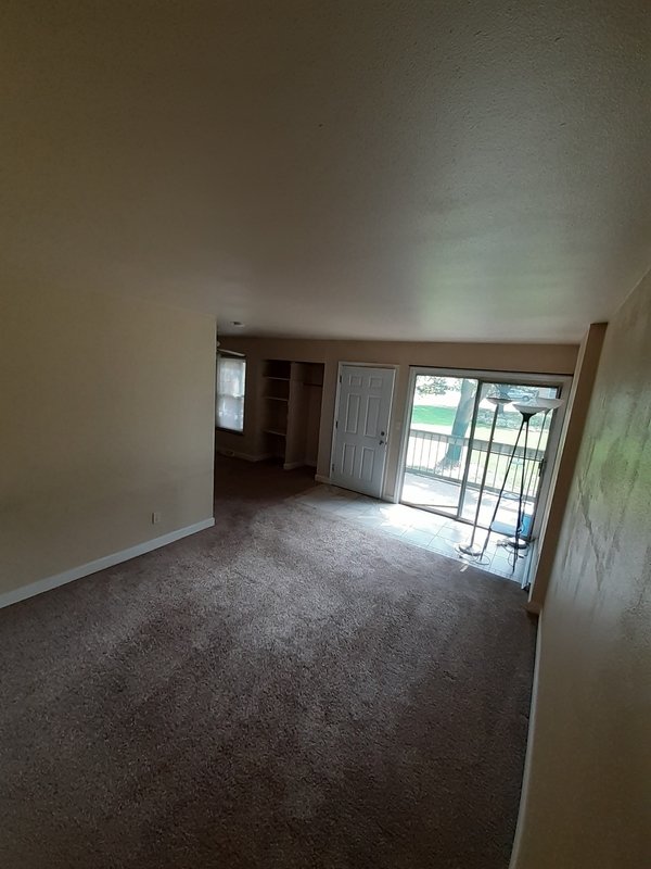 725 W 9th Ave property image