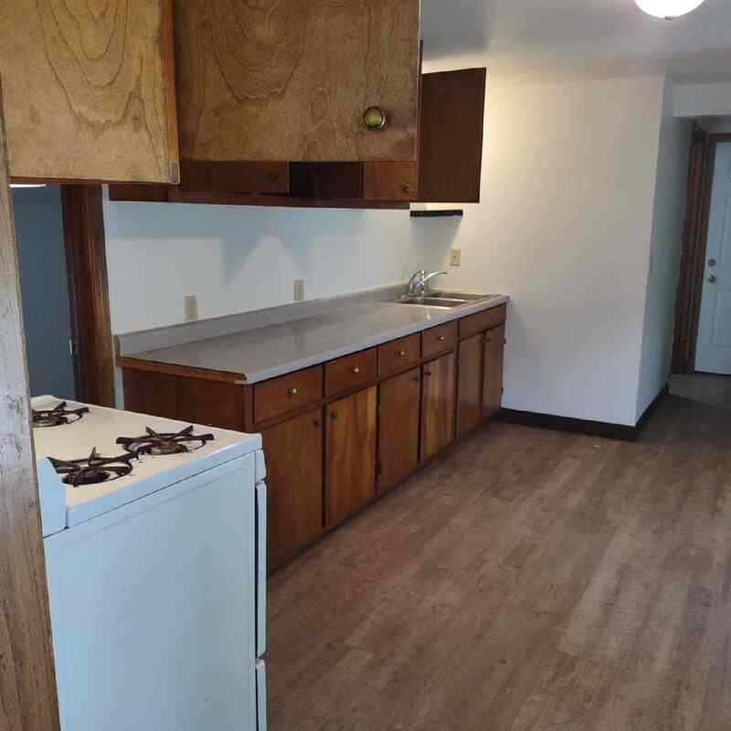 1733 Smith Street - Upper property image