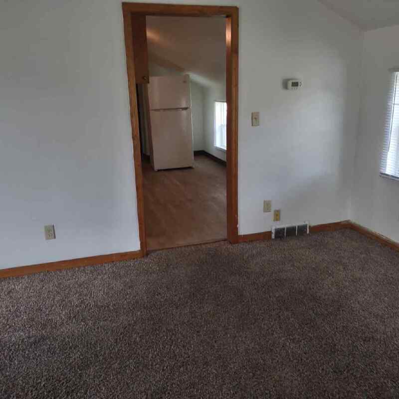 1733 Smith Street - Upper property image