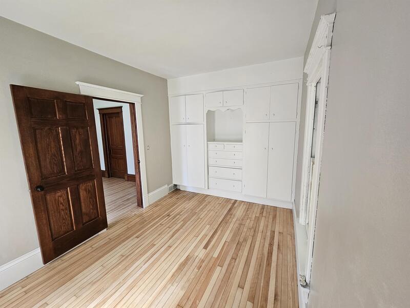 206 North State Street - Lower property image