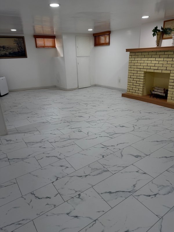 1203 Oak Street property image