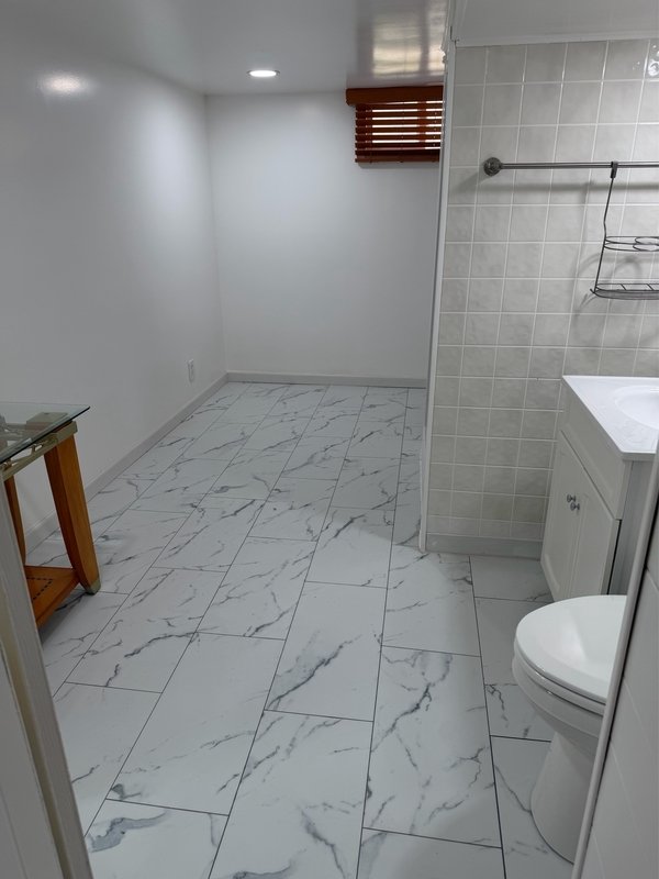 1203 Oak Street property image