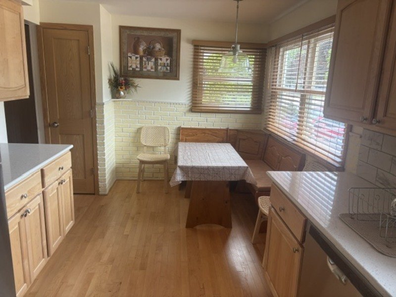 1203 Oak Street property image