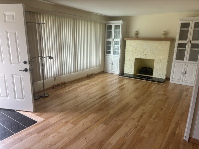 1203 Oak Street property image
