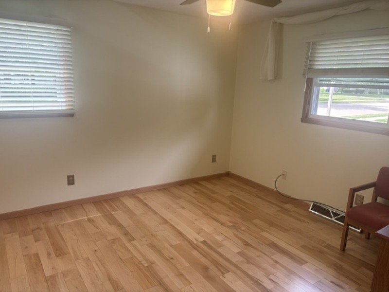 1203 Oak Street property image