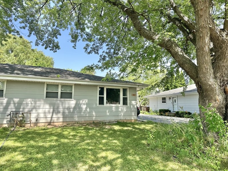 917-919 Meadowview Drive - 919 property image