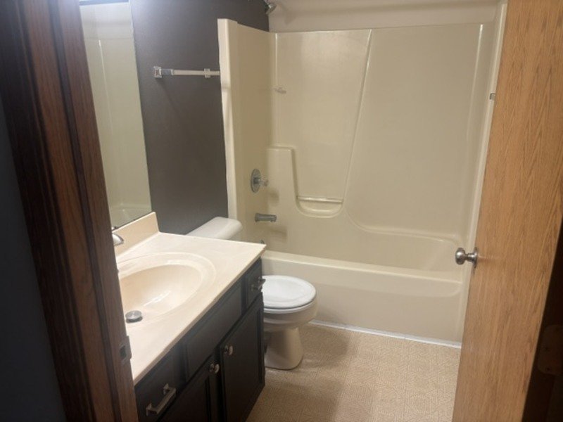 808-810 Harney Avenue - 810 property image