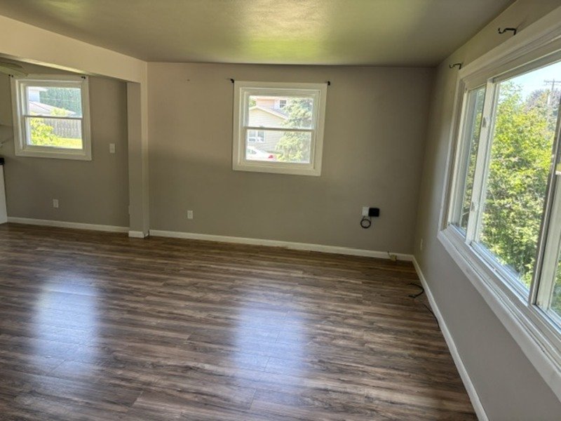 3601 East Crestview Drive property image