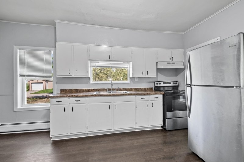 111 Center Street - Lower property image