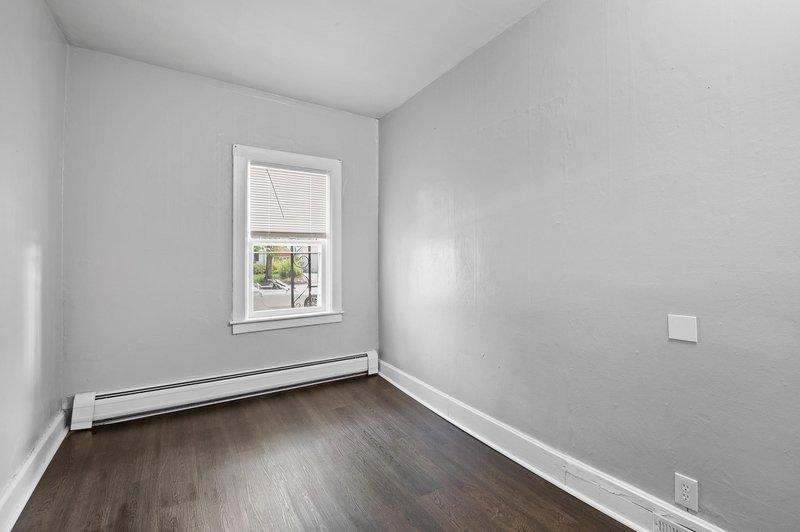 111 Center Street - Lower property image