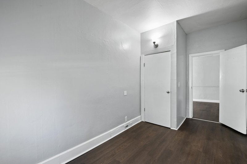 111 Center Street - Lower property image