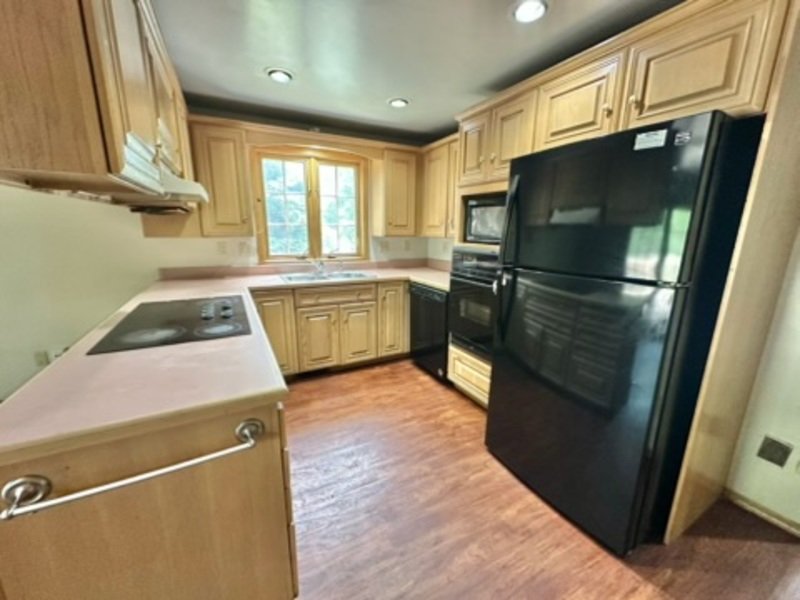2435/2437 Remington Road - 2437 property image
