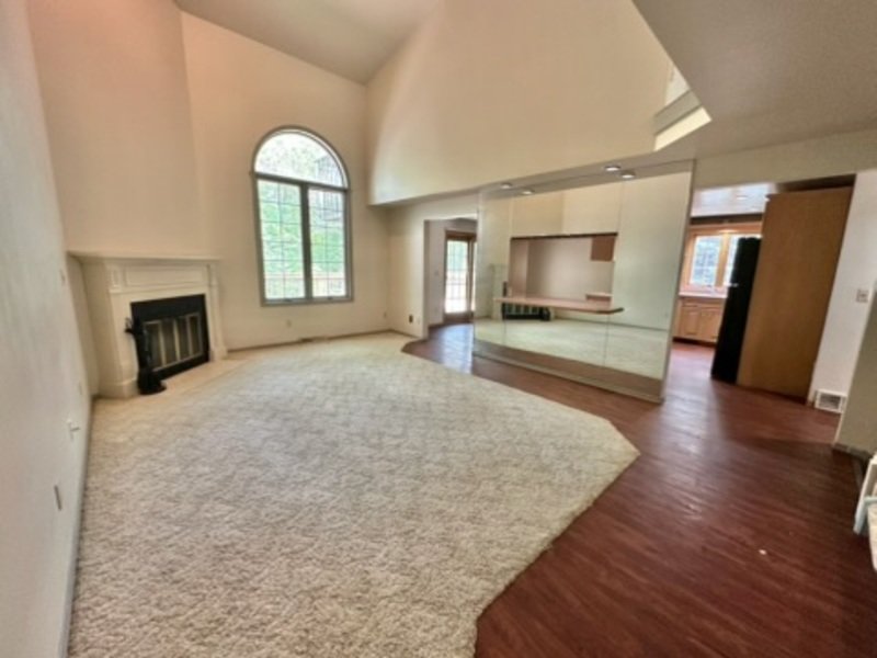 2435/2437 Remington Road - 2437 property image