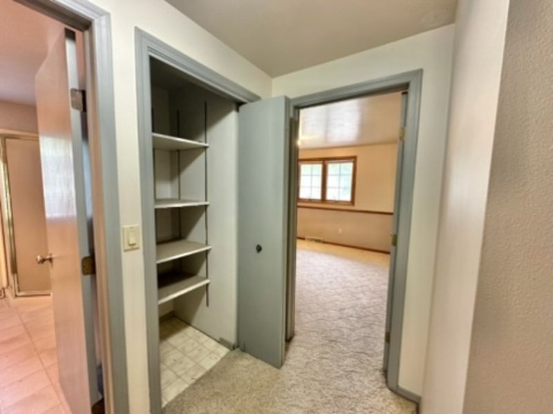 2435/2437 Remington Road - 2437 property image
