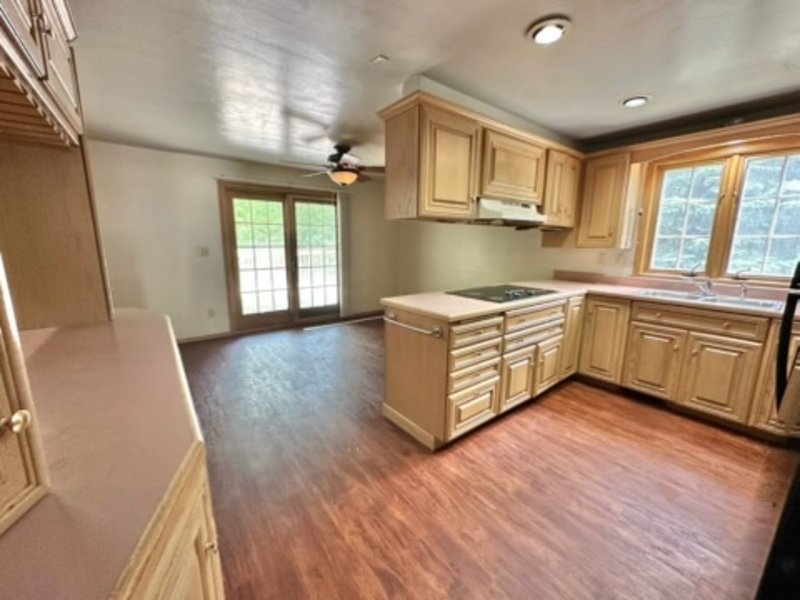 2435/2437 Remington Road - 2437 property image
