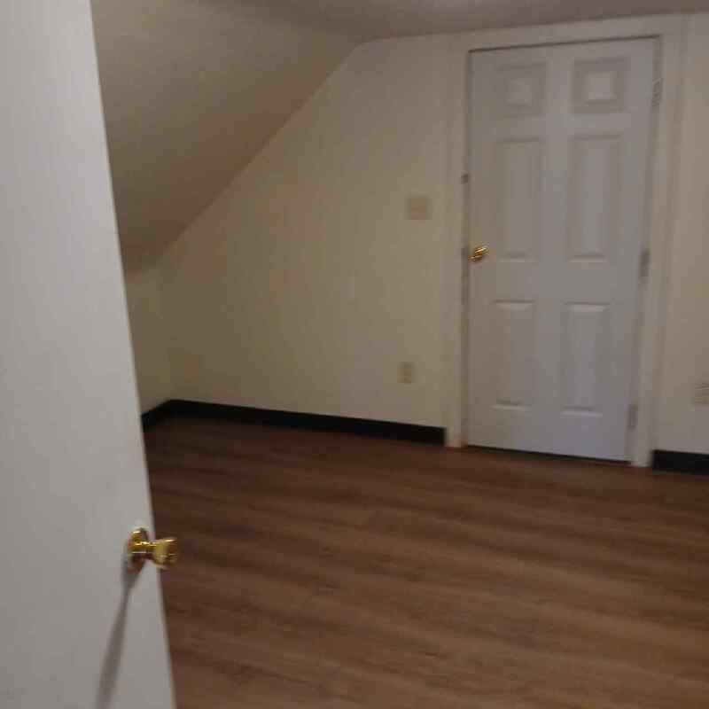 205 Walnut Street - Upper property image