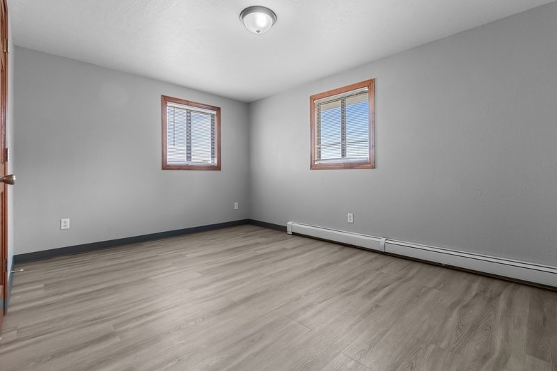 1534 Moraine Terrace - 2 property image