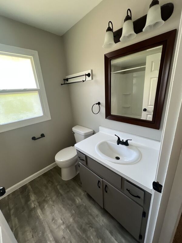 3 Bed / 1.5 Bath Unit Available! property image