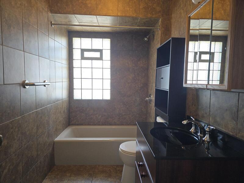 1401 South 10th Street - Upper property image