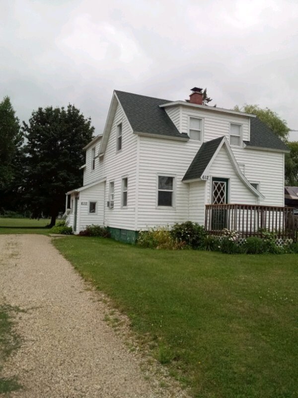 610 Church Avenue - Upper property image