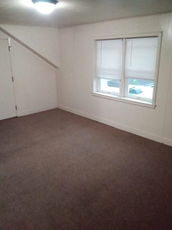 610 Church Avenue - Upper property image
